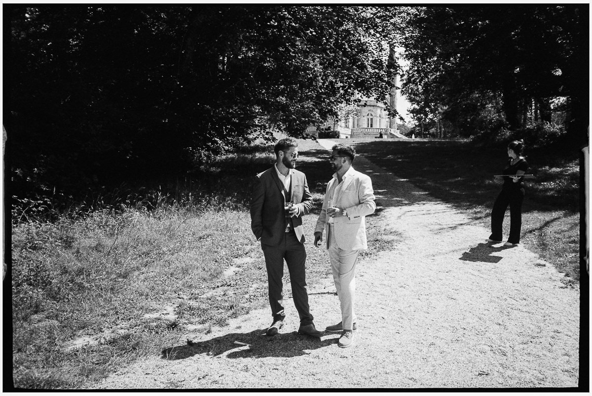 FRANCE WEDDING ON ANALOGUE FILM CHATEAU DE LA VALOUZE 013 FRANCE WEDDING ON ANALOGUE FILM CHATEAU DE LA VALOUZE 013